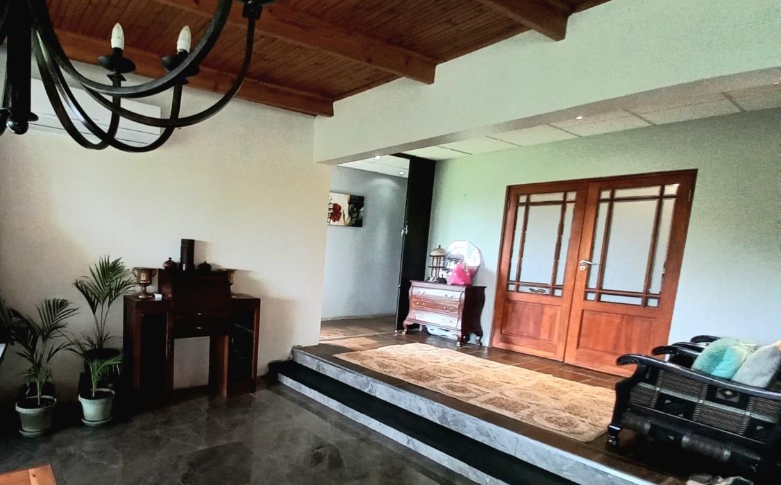 5 Bedroom Property for Sale in Glen Free State